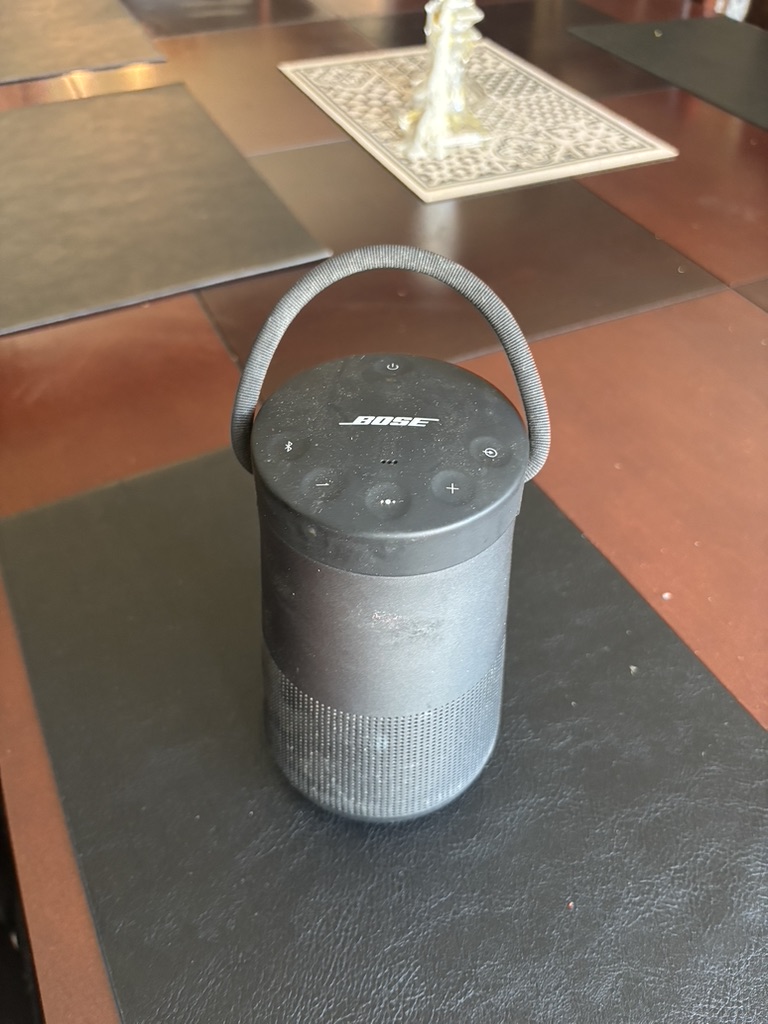 Bocina Bose portátil Bluetooth negra