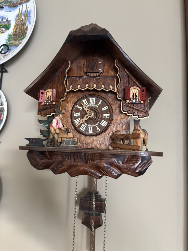 Reloj cucú Schneider de madera tallada (Made in Germany)